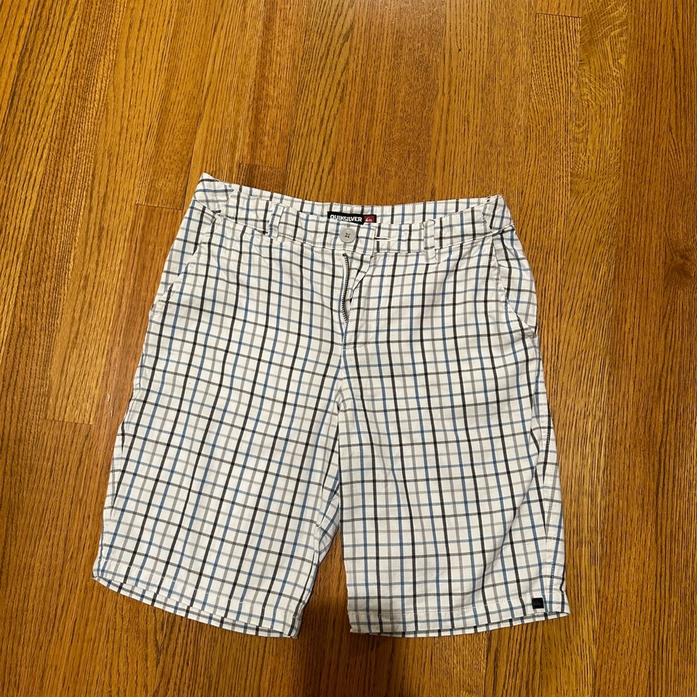Quicksilver plaid mens shorts